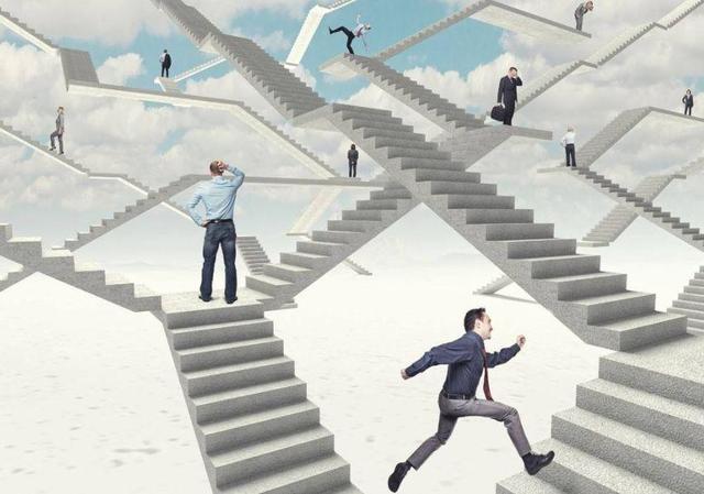 一个人开始走上坡路的4条惊人定律，总有一条可以成就你！(图1)