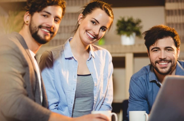 职场忠告:同事对你做这3件事,说明对你有恶意,记得小心提防(图2) 职场忠告:同事对你做这3件事,说明对你有恶意,记得小心提防(图2)