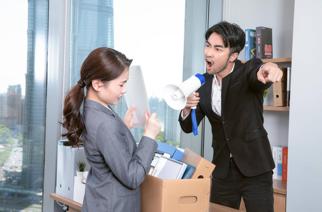 职场上，聪明人不会去抢这2样“东西”，看似风光，实则得罪领导(图5)