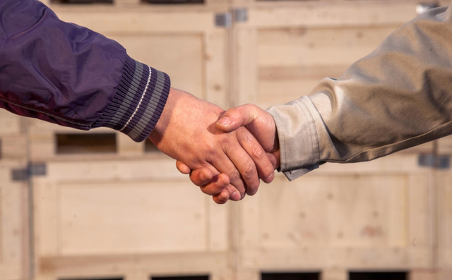 你和老板相处想要搞好关系，看透这2个套路，比送什么礼都要强(图4)