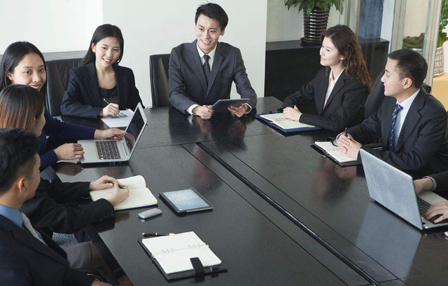 身处职场不懂这2点，还在“起跑线”上就已经输了！现实很残酷！(图3)