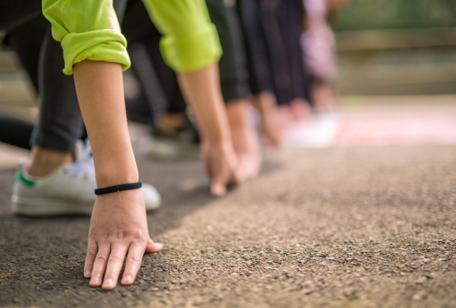 身处职场不懂这2点，还在“起跑线”上就已经输了！现实很残酷！(图5)