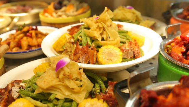 职场潜规则:和老板相处,有些事情不能轻易“露”出来!(图2) 职场潜规则:和老板相处,有些事情不能轻易“露”出来!(图2)