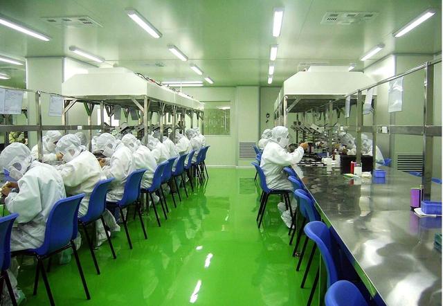 苏州某工厂倒闭，厂长感慨：干掉我的不是同行，而是我的员工(图3)