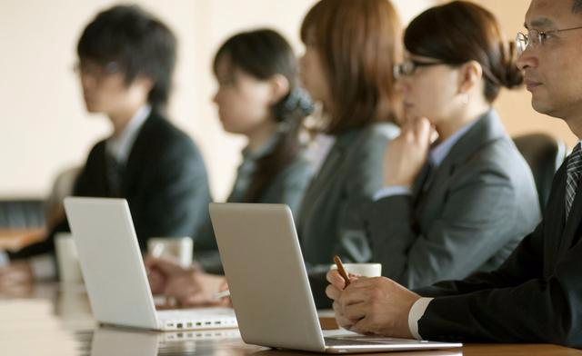 职场上,越是聪明人,越懂得“抓”住这3种人,难怪越混越好(图3) 职场上,越是聪明人,越懂得“抓”住这3种人,难怪越混越好(图3)