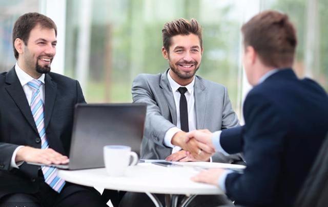 职场上,越是聪明人,越懂得“抓”住这3种人,难怪越混越好(图2) 职场上,越是聪明人,越懂得“抓”住这3种人,难怪越混越好(图2)