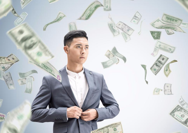 职场上混得好的人，你以为他们只靠自己的努力？其实还靠这2点！(图1)