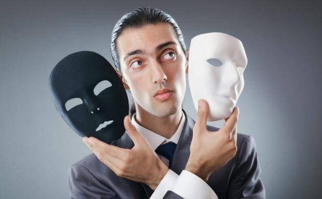 职场上混得好的人，你以为他们只靠自己的努力？其实还靠这2点！(图3)