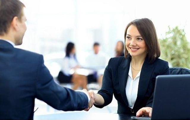 面试官：5根烟，怎么分给6个领导？女研究生回复3个字，被录取(图7)