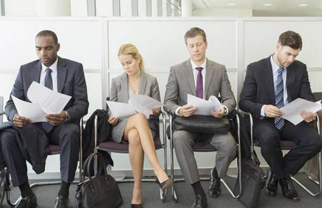 面试官:你觉得能拿多少工资?女应届生机智应对,成功被录用(图1) 面试官:你觉得能拿多少工资?女应届生机智应对,成功被录用(图1)