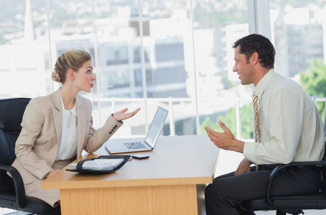 领导真正想重用你，并不会看你的业绩，而是看这2点是否让他顺眼(图1)