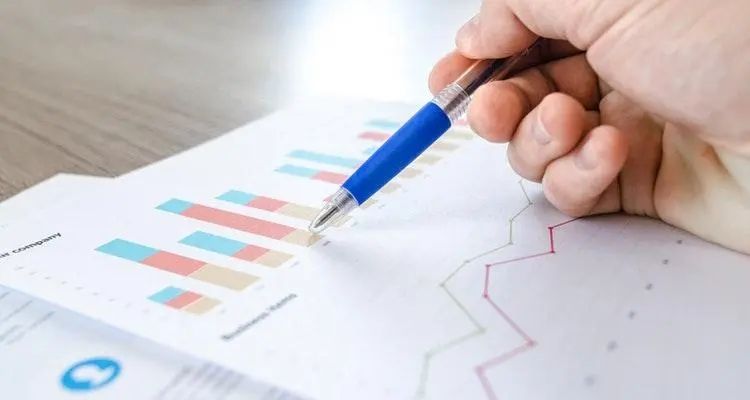 公司是否需要在新兴市场中寻求增长机会?(图1) u=2538396048,3078008901&fm=253&fmt=auto&app=138&f=JPEG.webp.jpg